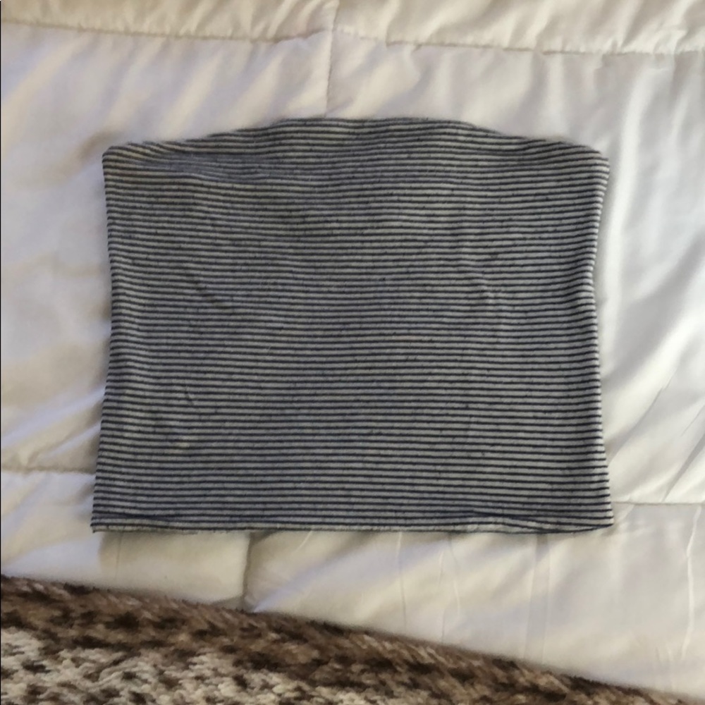 Brandy Melville strapless crop top